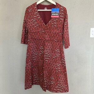 Patagonia Margot Dress New with Tags. V-Neck, 3/4 sleeve